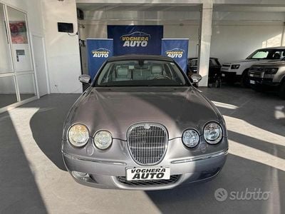 Usata Jaguar S-Type Executive 207 CV (152 kW) 2007 Grigio Berlina
