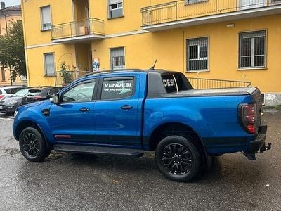 Usata Ford Ranger 213 CV (156 kW) 2022 Blu Pick-up