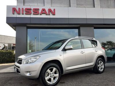 usata Toyota RAV4 2.2 D-4D 4X4 136 CV G.TRAINO-KM CERTIFIC-GARANZIA