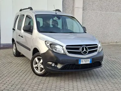 Usata Mercedes Citan 111 110 CV (80 kW) 2017 Argento Monovolume