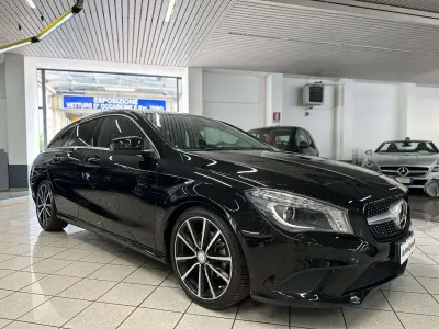Usata Mercedes CLA220 177 CV (130 kW) 2015 Nero Coupé