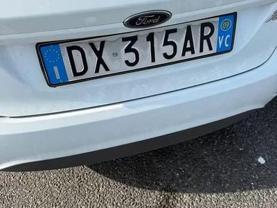Usata Ford Fiesta 68 CV (50 kW) 2009 Bianco Berlina