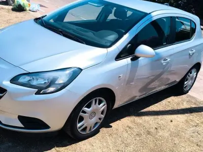 Usata Opel Corsa 69 CV (50 kW) 2017 Utilitaria