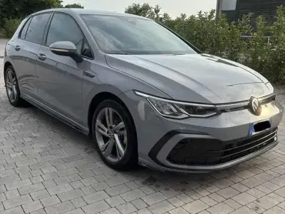 Usata VW Golf VII R-line 150 CV (110 kW) 2021 Grigio Utilitaria