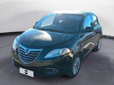 Usata Lancia Ypsilon Gold 69 CV (50 kW) 2015 Nero Utilitaria