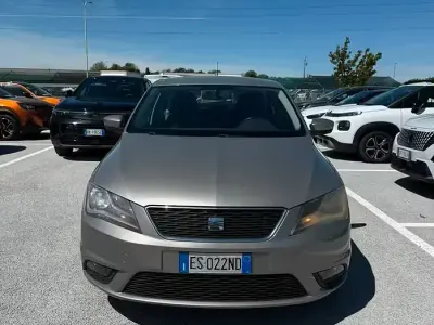 Usata Seat Toledo 105 CV (77 kW) 2013 Grigio Utilitaria
