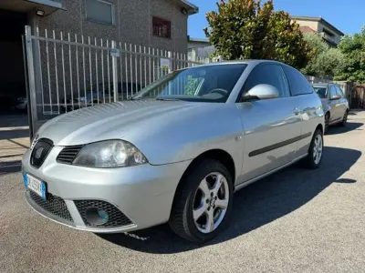 Usata Seat Ibiza Stylance 86 CV (63 kW) 2007 Argento Utilitaria