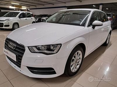 Usata Audi A3 Business 110 CV (80 kW) 2016 Bianco Berlina