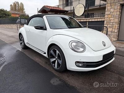 Usata VW Beetle Cabriolet Sport 160 CV (117 kW) 2014 Bianco Cabrio