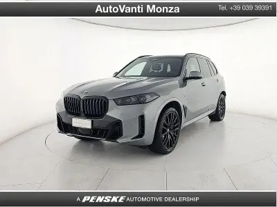 Usata BMW X5 M Sport 297 CV (218 kW) 2024 Grigio SUV
