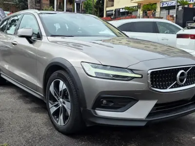 Usata Volvo V60 CC