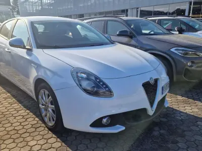 Usata Alfa Romeo Giulietta 120 CV (88 kW) 2016 Utilitaria