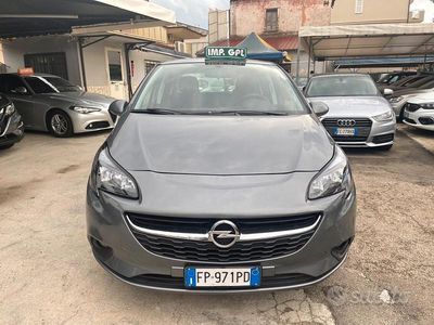 Usata Opel Corsa 85 CV (62 kW) 2015 Grigio Berlina