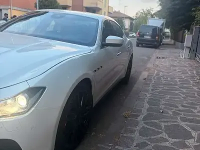 Usata Maserati Ghibli 409 CV (300 kW) 2016 Berlina