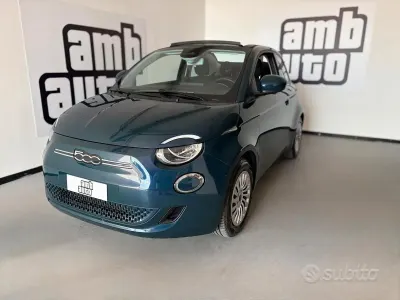 Usata Fiat 500e 42 kW (58 CV) 2023 Blu Cabrio