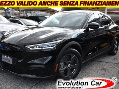 Usata Ford Mustang Mach-E Standard Range 197 kW (269 CV) 2023 Nero pastello SUV