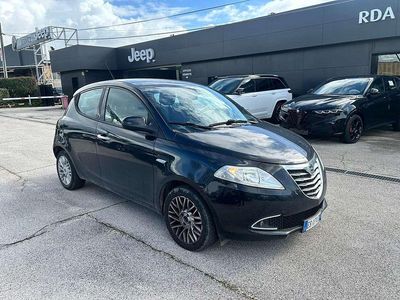 Usata Lancia Ypsilon Silver 69 CV (50 kW) 2014 Nero Utilitaria