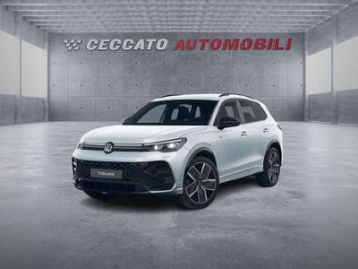 Nuova VW Tiguan R-line Plus 150 CV (110 kW) 2026 Grigio SUV