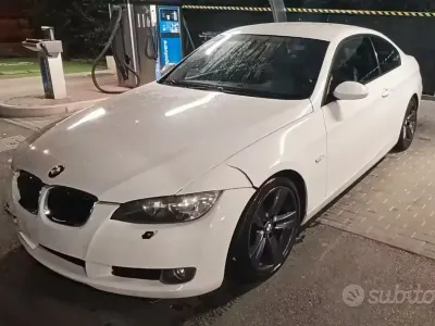 Usata BMW 320 177 CV (130 kW) 2008 Bianco Coupé