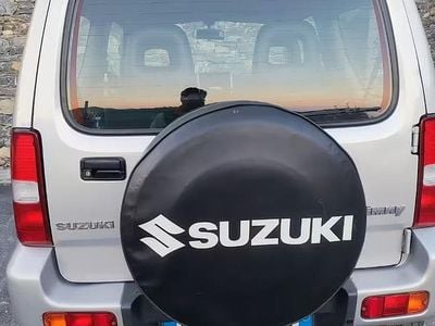 Second-hand Suzuki Jimny 86 CP (63 kW) 2012 Gri SUV