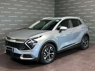 Usata Kia Sportage Style 136 CV (100 kW) 2023 Lunar silver SUV