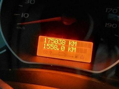 Usata Renault Kangoo 90 CV (66 kW) 2012 Marrone Monovolume