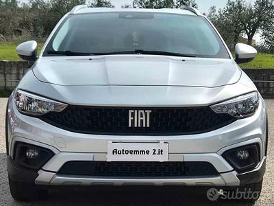 Usata Fiat Tipo Cross 95 CV (69 kW) 2023 Grigio Berlina