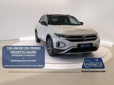 Usata VW T-Roc Style 150 CV (110 kW) 2023 Beige SUV