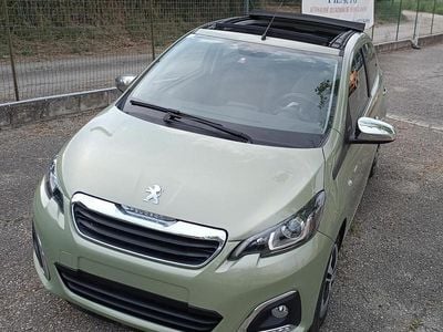 Usata Peugeot 108 Style 72 CV (52 kW) 2021 Verde Utilitaria