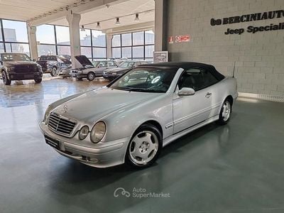 Usata Mercedes CLK430 163 CV (119 kW) 2001 Argento Cabrio