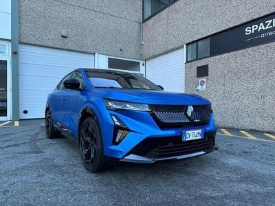 Käytetty Renault Clio V 300 HP (220 kW) 2024 Sininen Viistoperä