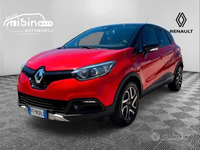 Usata Renault Captur 90 CV (66 kW) 2016 Rosso SUV