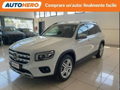 Usata Mercedes GLB200 Business 163 CV (119 kW) 2021 Bianco SUV