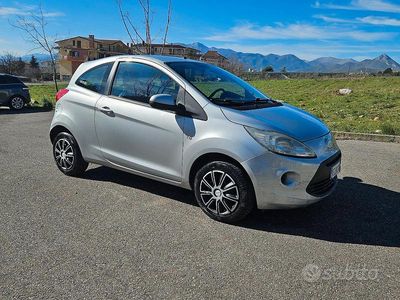 Begagnad Ford Ka 75 HK (55 kW) 2010 Grå Sedan