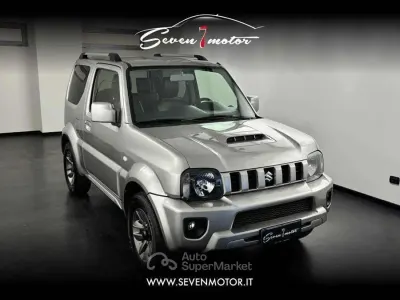 Usata Suzuki Jimny 84 CV (61 kW) 2014 Gray SUV