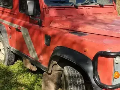 Usata Land Rover Defender 68 CV (50 kW) 1986 SUV