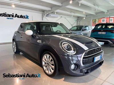 Usata Mini Cooper SD Hype 170 CV (125 kW) 2018 Tetto bianco Utilitaria