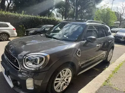 Usata Mini Countryman 190 CV (139 kW) 2021 Grigio SUV