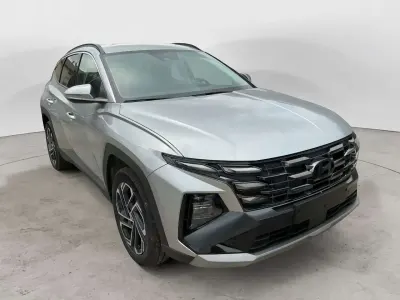 Nuova Hyundai Tucson 239 CV (175 kW) 2026 Argento SUV