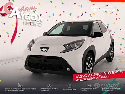 Nuova Toyota Aygo X Trend 72 CV (52 kW) 2025 Super white & black met SUV