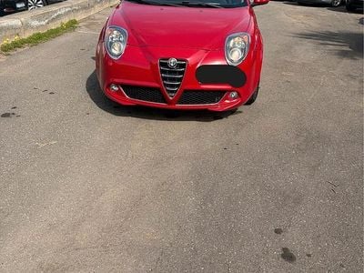 Gebraucht Alfa Romeo MiTo Distinctive 85 PS (62 kW) 2015 Rot Kleinwagen