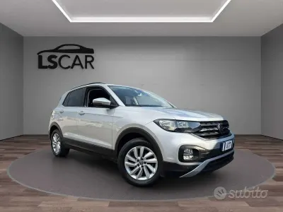 Usata VW T-Cross Style 110 CV (80 kW) 2021 Grigio SUV