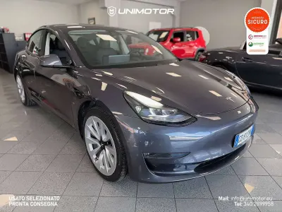 Usata Tesla Model 3 324 kW (441 CV) 2021 Grigio Berlina