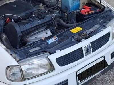 Usata Seat Cordoba 75 CV (55 kW) 1994 Bianco Coupé