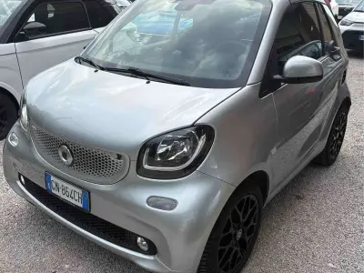 Usata Smart ForTwo Cabrio Passion 71 CV (52 kW) 2018 Argento Cabrio