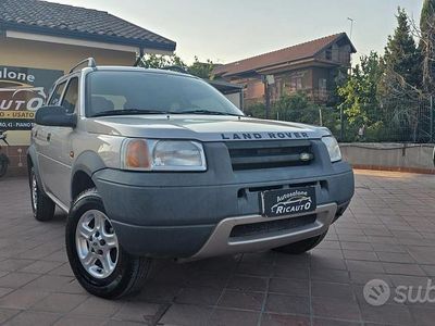 Usata Land Rover Freelander 97 CV (71 kW) 2000 Grigio SUV