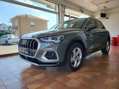 Usata Audi Q3 Advanced 150 CV (110 kW) 2025 Grigio chronos metallizzato SUV