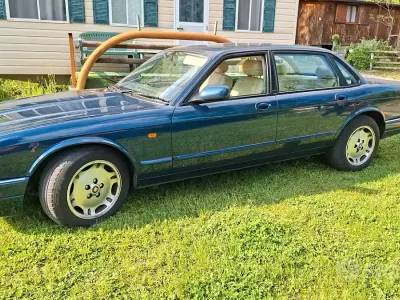 Usata Jaguar XJ6 1996 Blu Berlina