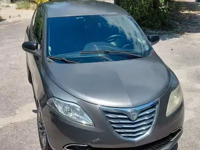 Usata Lancia Ypsilon