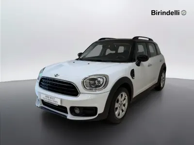 Usata Mini Cooper D Countryman Business 150 CV (110 kW) 2020 Light white SUV